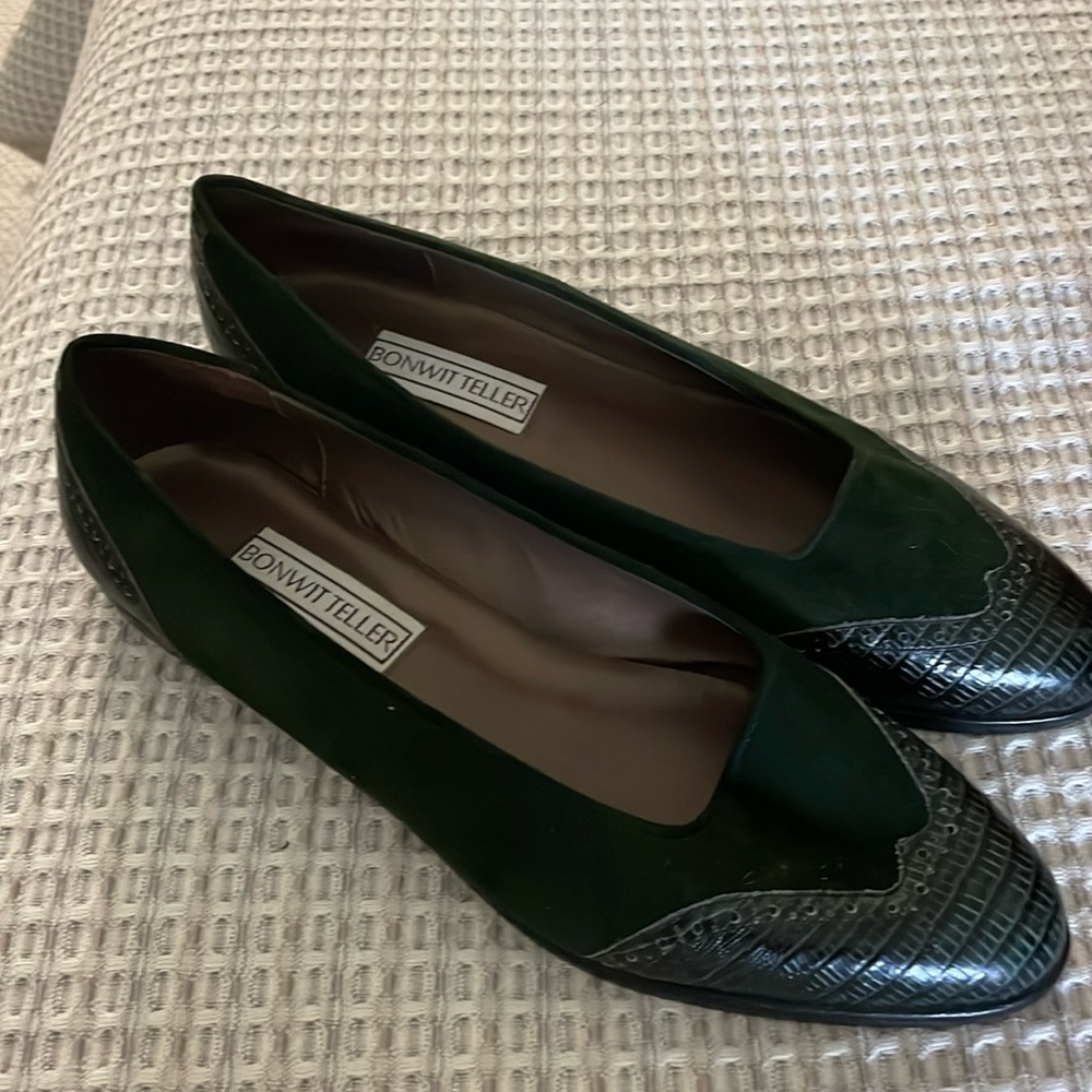 Hunter Green Suede and Leather Flats